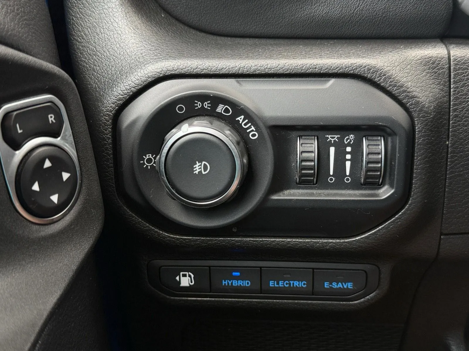 2022 Jeep Wrangler Unlimited Rubicon 4XE - Photo 23