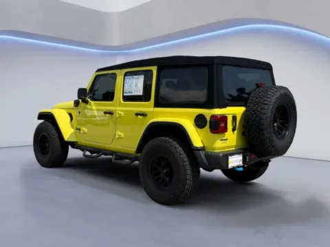 More photos of 2022 Jeep Wrangler 4xe Unlimited Rubicon at Twin City Certified, TN