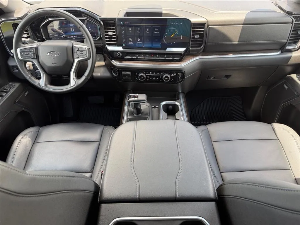 2024 Chevrolet Silverado 1500 RST - Photo 17