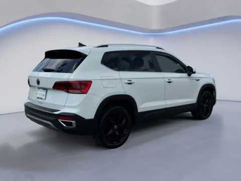 Another view of 2022 Volkswagen Taos SE for sale in Maryville, TN at Twin City Certified