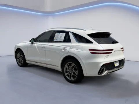 More photos of 2025 Genesis GV70 2.5T at Twin City Certified, TN