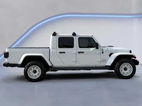 Photos of 2021 Jeep Gladiator Overland for sale in Maryville, TN at Twin City Certified