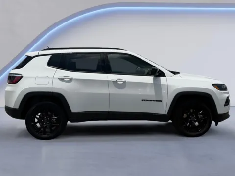 Photos of 2025 Jeep Compass Latitude for sale in Maryville, TN at Twin City Certified