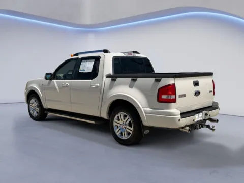 More photos of 2008 Ford Explorer Sport Trac Limited at Twin City Certified, TN