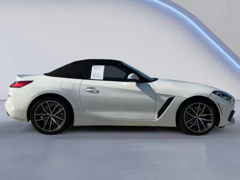 Photos of 2020 BMW Z4 sDrive30i for sale in Maryville, TN at Twin City Certified