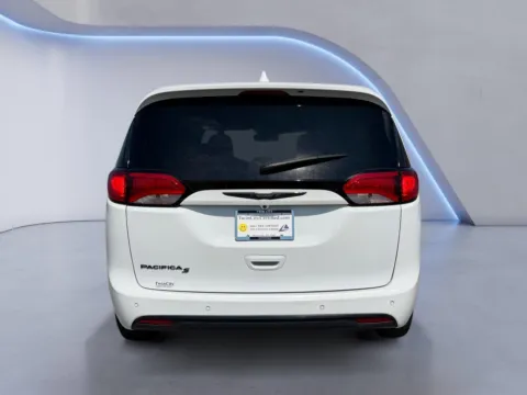 More photos of 2019 Chrysler Pacifica Touring Plus at Twin City Certified, TN