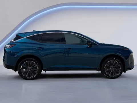 Photos of 2025 Nissan Murano Platinum for sale in Maryville, TN at Twin City Certified