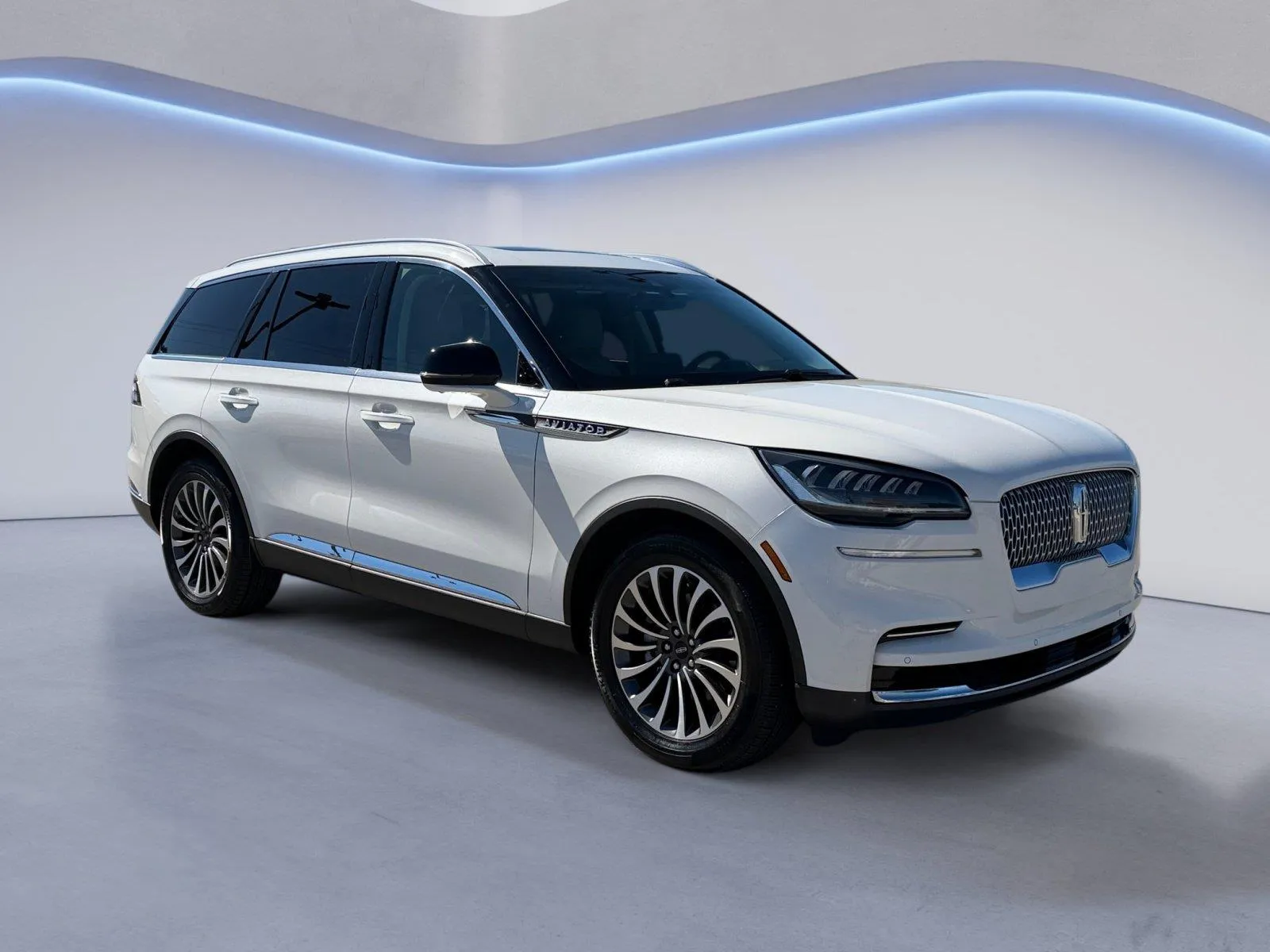 White 2022 Lincoln Aviator Reserve for sale in Maryville, TN