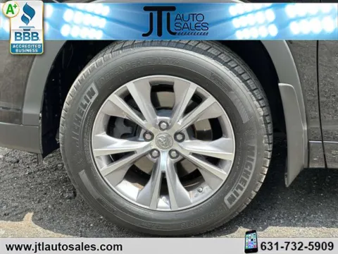 More photos of 2015 Toyota Highlander AWD 4dr V6 XLE (Natl) at JTL Auto Sales Inc., NY