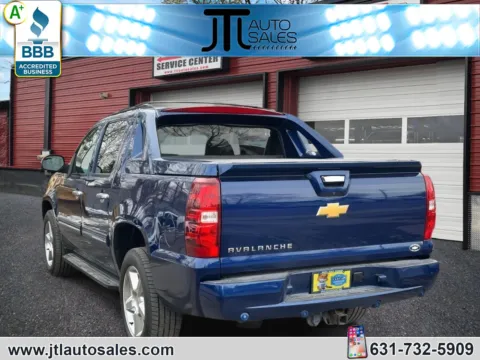 More photos of 2013 Chevrolet Avalanche 4WD Crew Cab LT at JTL Auto Sales Inc., NY