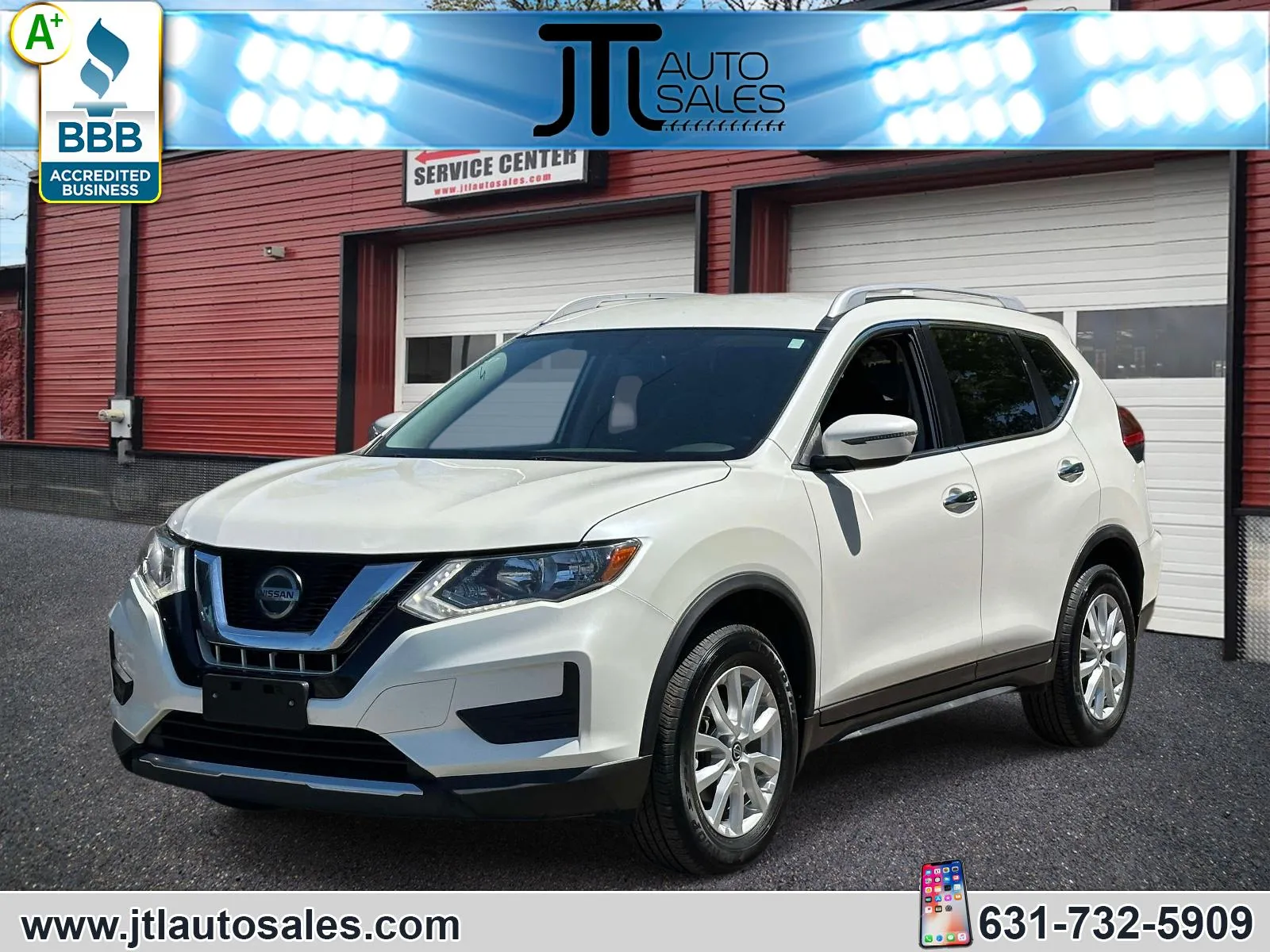 Silver 2018 Nissan Rogue AWD SV for sale in Selden, NY
