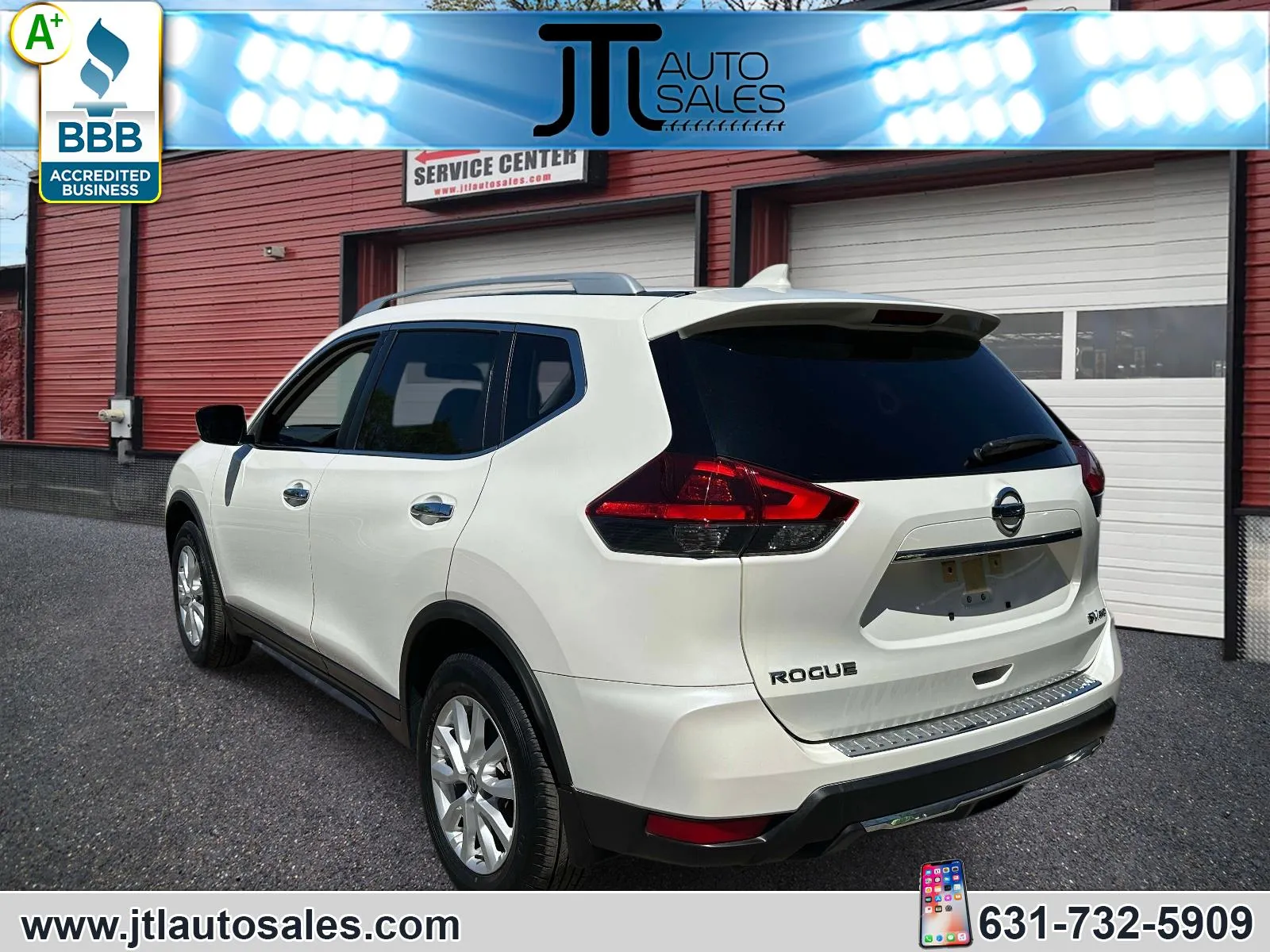 2018 Nissan Rogue SV - Photo 3