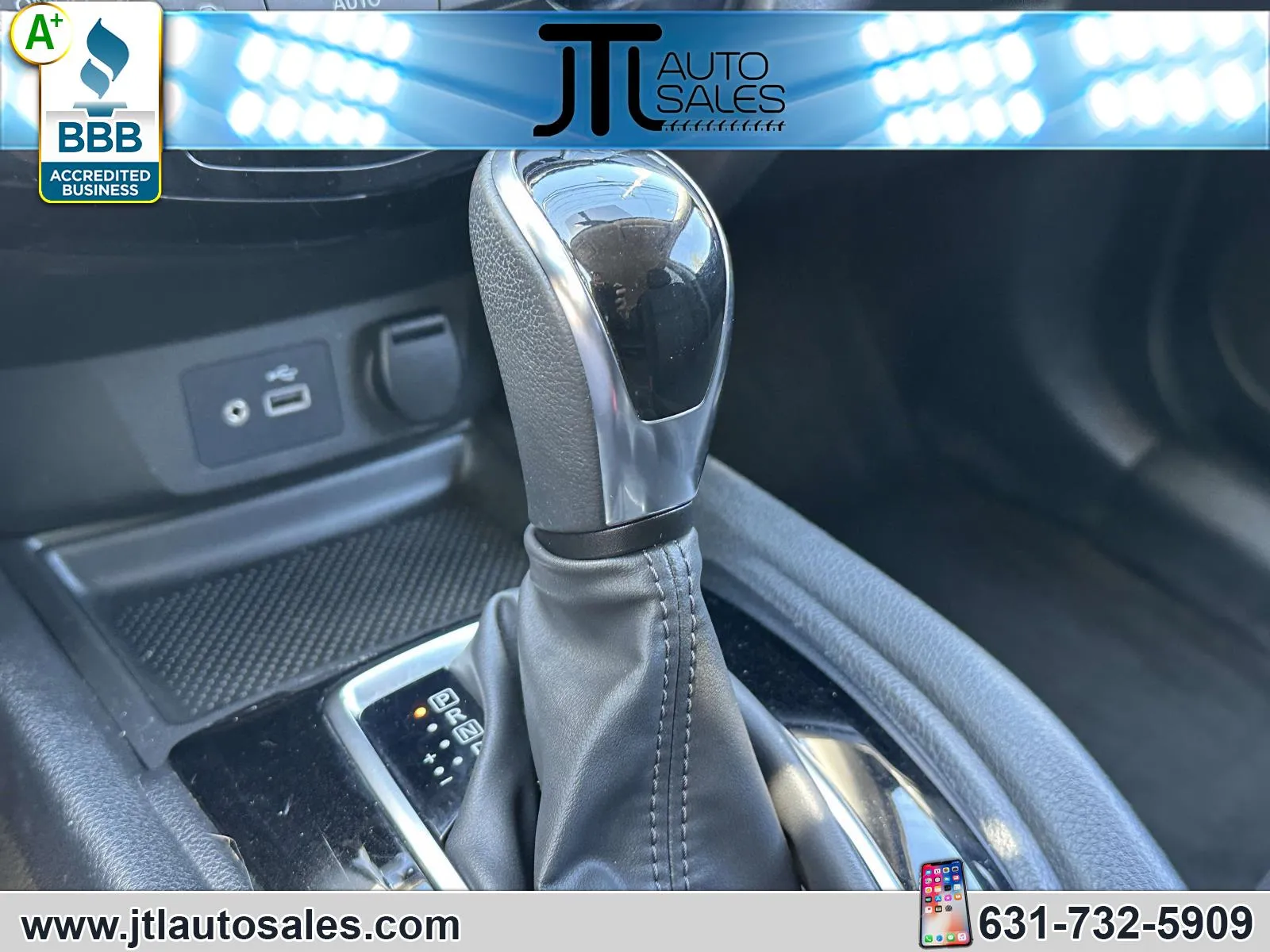 2018 Nissan Rogue SV - Photo 28
