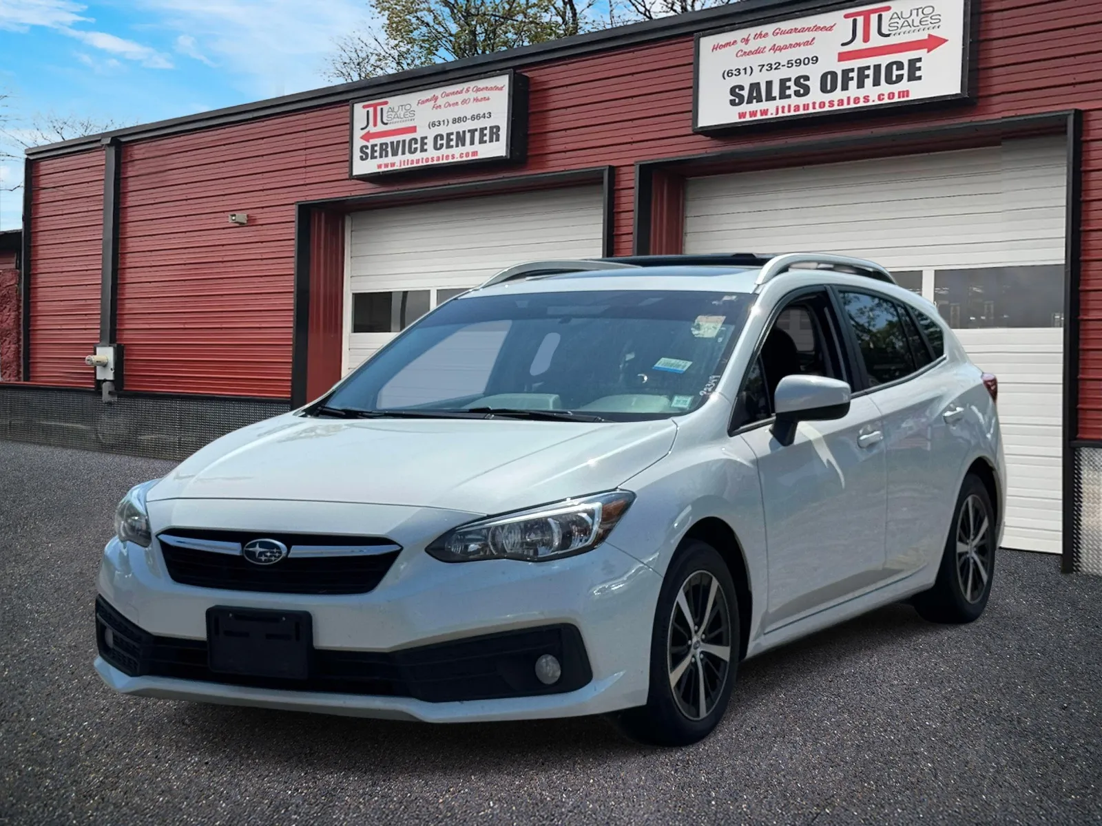 White 2022 Subaru Impreza Premium 5-door CVT for sale in Selden, NY