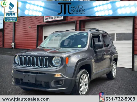 Gray 2018 Jeep Renegade Latitude 4x4 for sale in Selden, NY