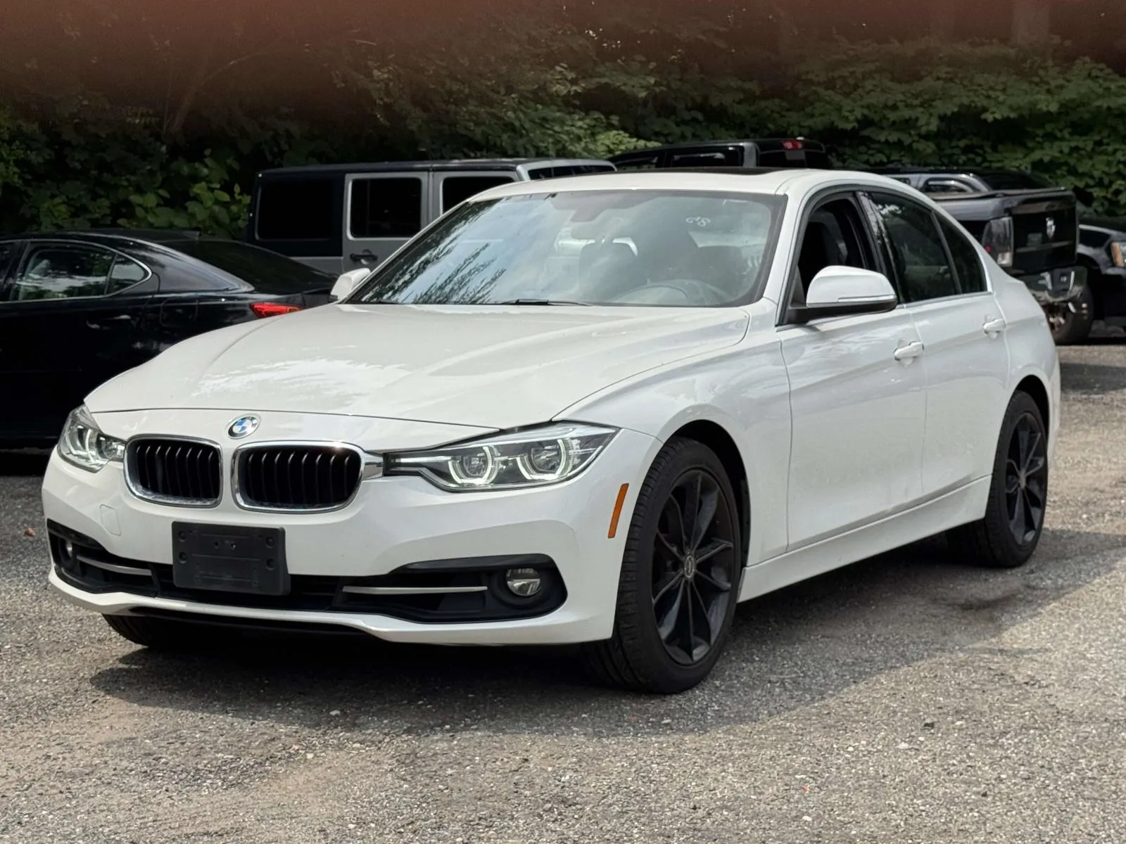 White 2018 BMW 3 Series 330i xDrive Sedan South Africa for sale in Selden, NY