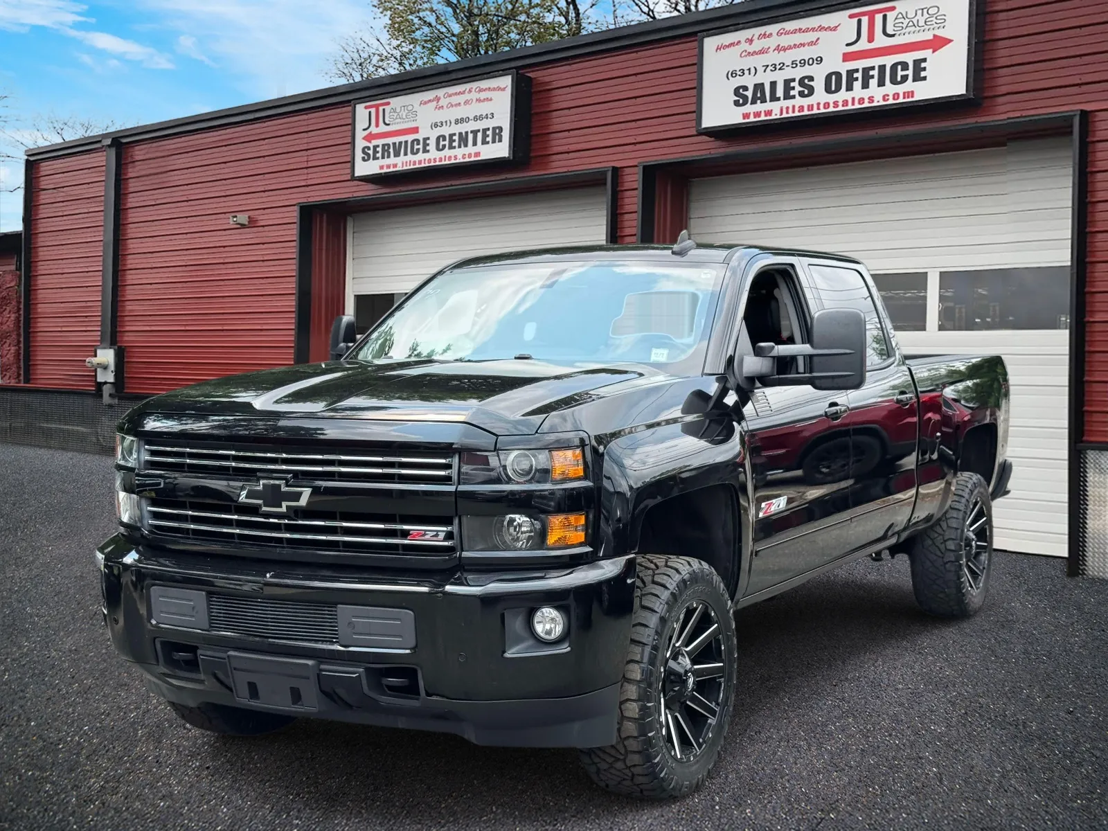 2017 Chevrolet Silverado 2500 HD 4WD Crew Cab 153.7 LT
