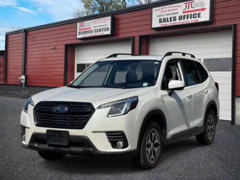 Silver 2023 Subaru Forester Premium CVT for sale in Selden, NY