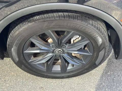 More photos of 2022 Volkswagen Tiguan 2.0T SE 4MOTION at JTL Auto Sales Inc., NY