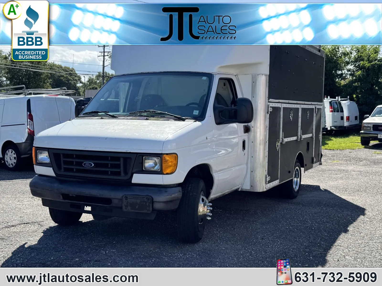 2006 Ford Econoline Commercial Cutaway E-350 Super Duty 176 WB DRW