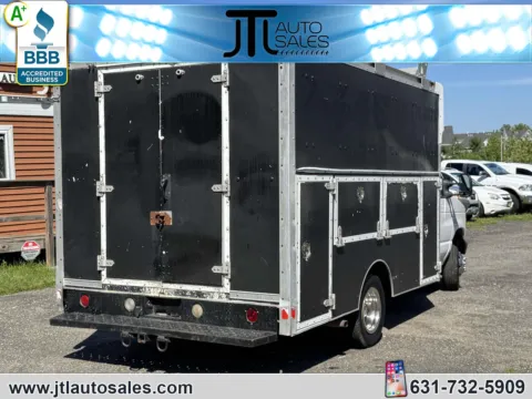 More photos of 2006 Ford Econoline Commercial Cutaway E-350 Super Duty 176 WB DRW at JTL Auto Sales Inc., NY