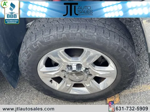 More photos of 2018 GMC Sierra 2500 HD 4WD Crew Cab 167.7 SLT at JTL Auto Sales Inc., NY