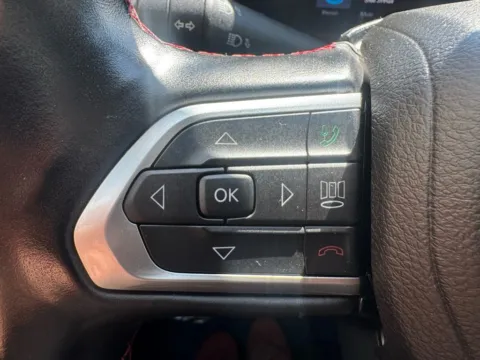 More photos of 2022 Jeep Compass Trailhawk Sport Utility 4D at Gesner Auto, MA