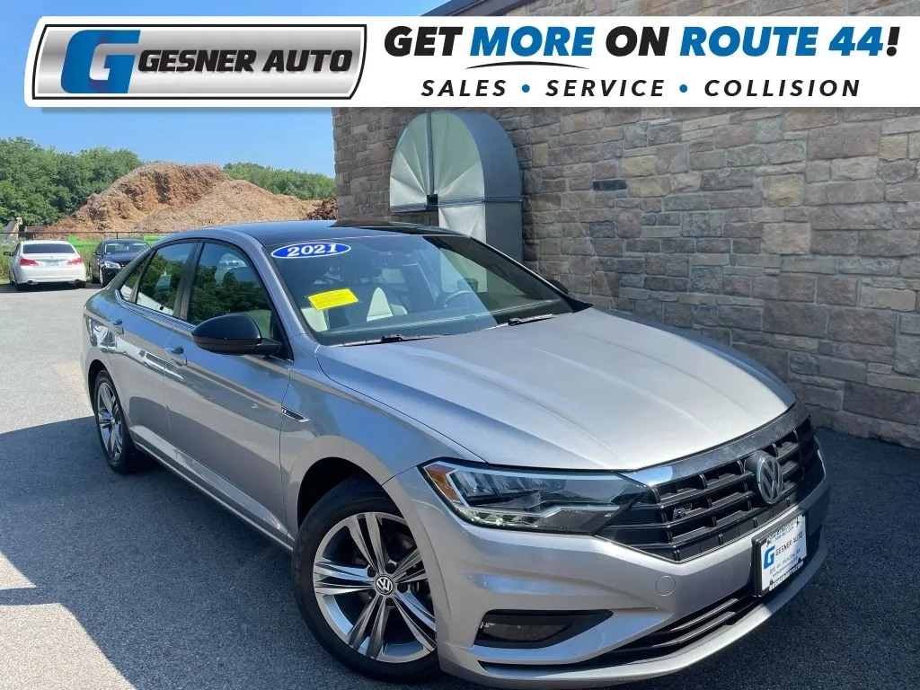 2021 Volkswagen Jetta 1.4T R-Line Sedan 4D for sale in Taunton, MA
