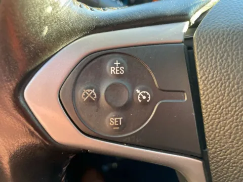 More photos of 2020 Chevrolet Colorado Crew Cab LT Pickup 4D 5 ft at Gesner Auto, MA