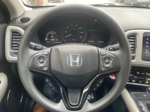 More photos of 2022 Honda HR-V EX Sport Utility 4D at Gesner Auto, MA