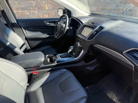 More photos of 2018 Ford Edge Titanium Sport Utility 4D at Gesner Auto, MA
