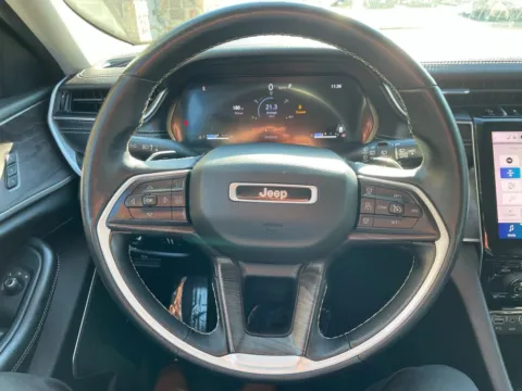 More photos of 2022 Jeep Grand Cherokee All New Limited Sport Utility 4D at Gesner Auto, MA