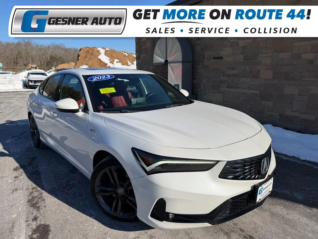 White 2023 Acura Integra 1.5T w/A-Spec Pkg Hatchback Sedan 4D for sale in Taunton, MA