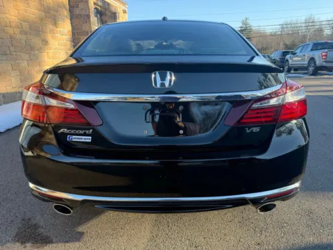 More photos of 2017 Honda Accord EX-L Sedan 4D at Gesner Auto, MA
