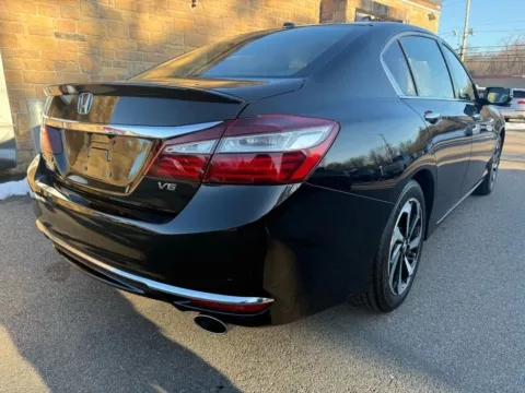 More photos of 2017 Honda Accord EX-L Sedan 4D at Gesner Auto, MA