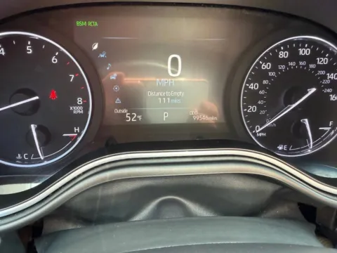 More photos of 2019 Toyota Avalon XSE Sedan 4D at Gesner Auto, MA