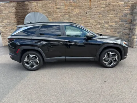 Photos of 2023 Hyundai Tucson SEL Sport Utility 4D for sale in Taunton, MA at Gesner Auto