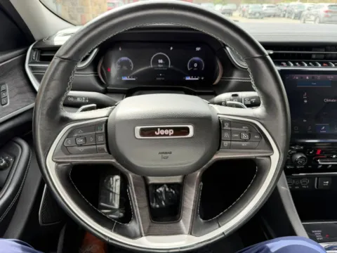 More photos of 2022 Jeep Grand Cherokee L Limited Sport Utility 4D at Gesner Auto, MA