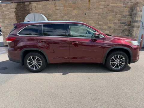 Photos of 2018 Toyota Highlander XLE Sport Utility 4D for sale in Taunton, MA at Gesner Auto