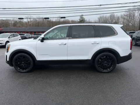More photos of 2021 Kia Telluride EX Sport Utility 4D at Gesner Auto, MA