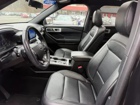 More photos of 2020 Ford Explorer XLT Sport Utility 4D at Gesner Auto, MA