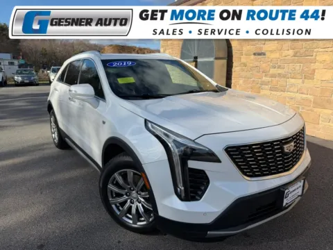 White 2019 Cadillac XT4 Premium Luxury Sport Utility 4D for sale in Taunton, MA