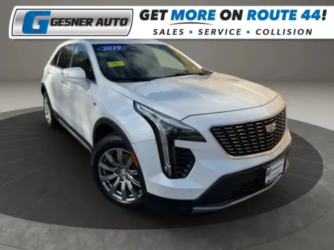 White 2019 Cadillac XT4 Premium Luxury Sport Utility 4D for sale in Taunton, MA