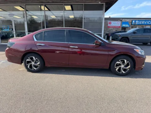 More photos of 2017 Honda Accord LX Sedan 4D at Gesner Auto, MA