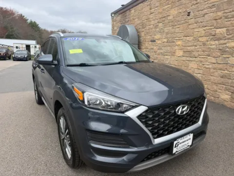 Photos of 2019 Hyundai Tucson SEL Sport Utility 4D for sale in Taunton, MA at Gesner Auto