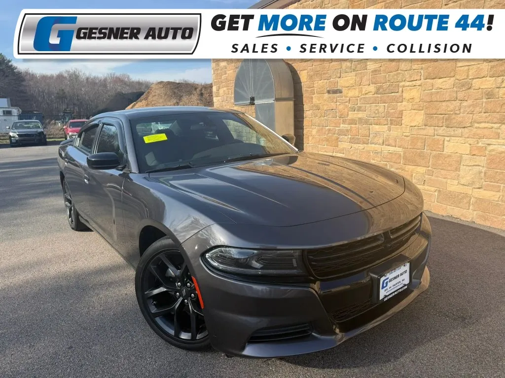 2022 Dodge Charger SXT's photo