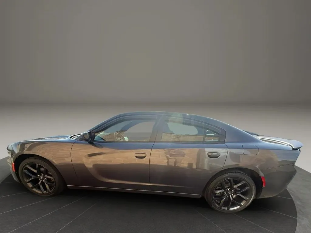 2022 Dodge Charger SXT - Photo 7