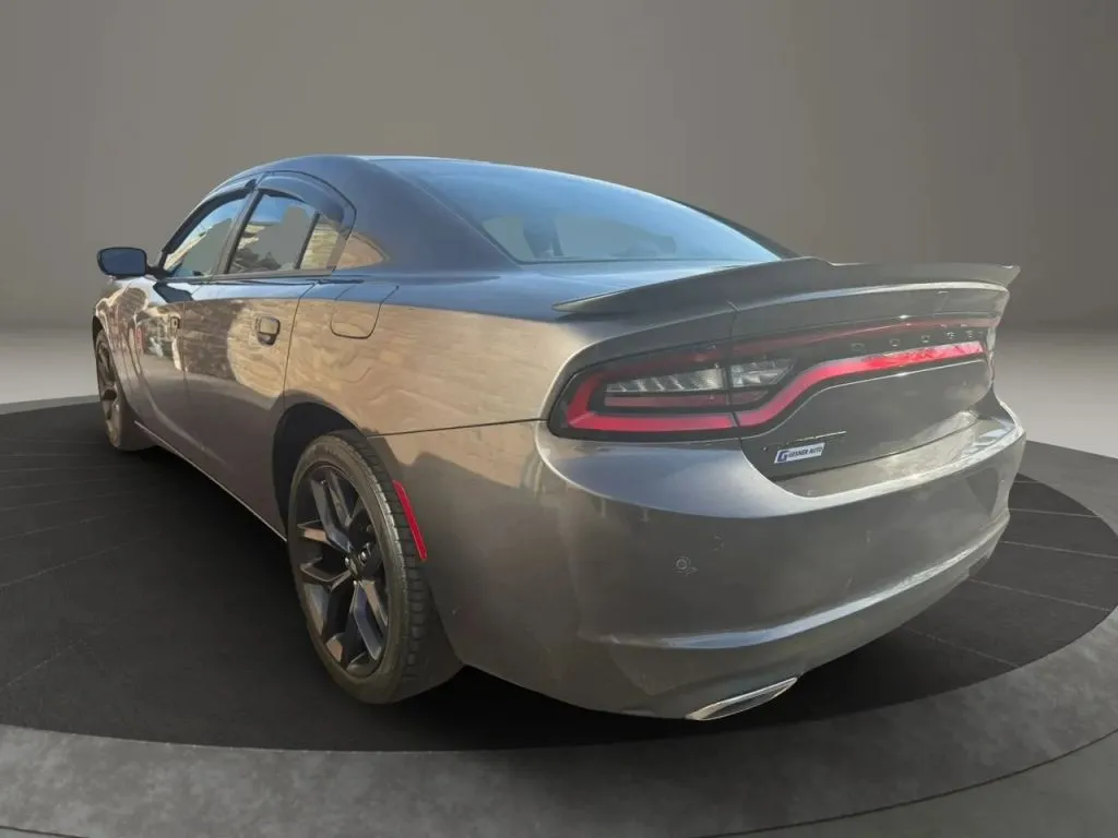 2022 Dodge Charger SXT - Photo 6