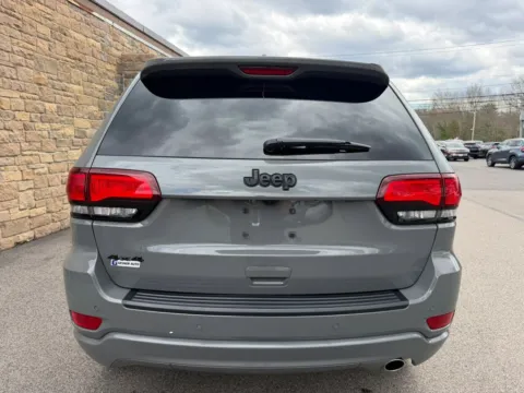 More photos of 2022 Jeep Grand Cherokee Laredo X Sport Utility 4D at Gesner Auto, MA