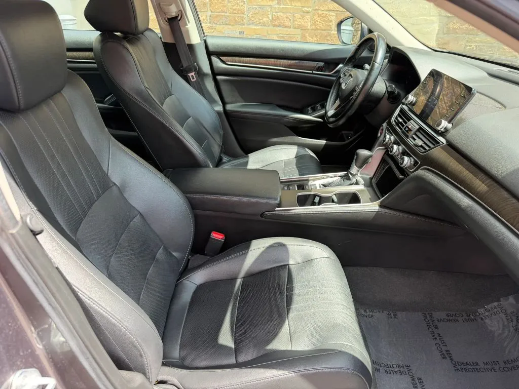 2021 Honda Accord EX-L - Photo 10